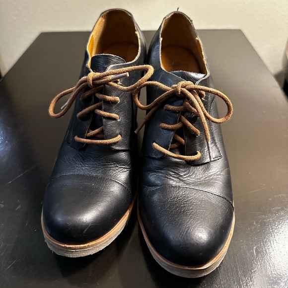 Kork’s Kork Ease Lace-Up Oxfords - Picture 3 of 7
